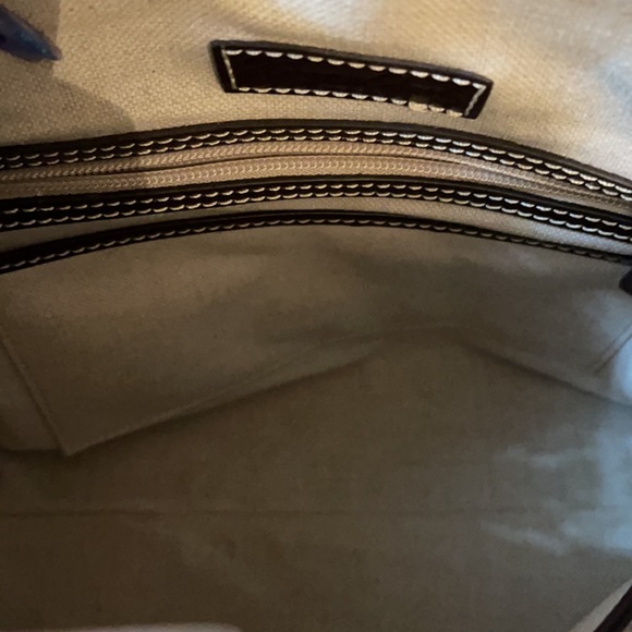 Dark cherry leather Dooney & Burke - Picture 2 of 2